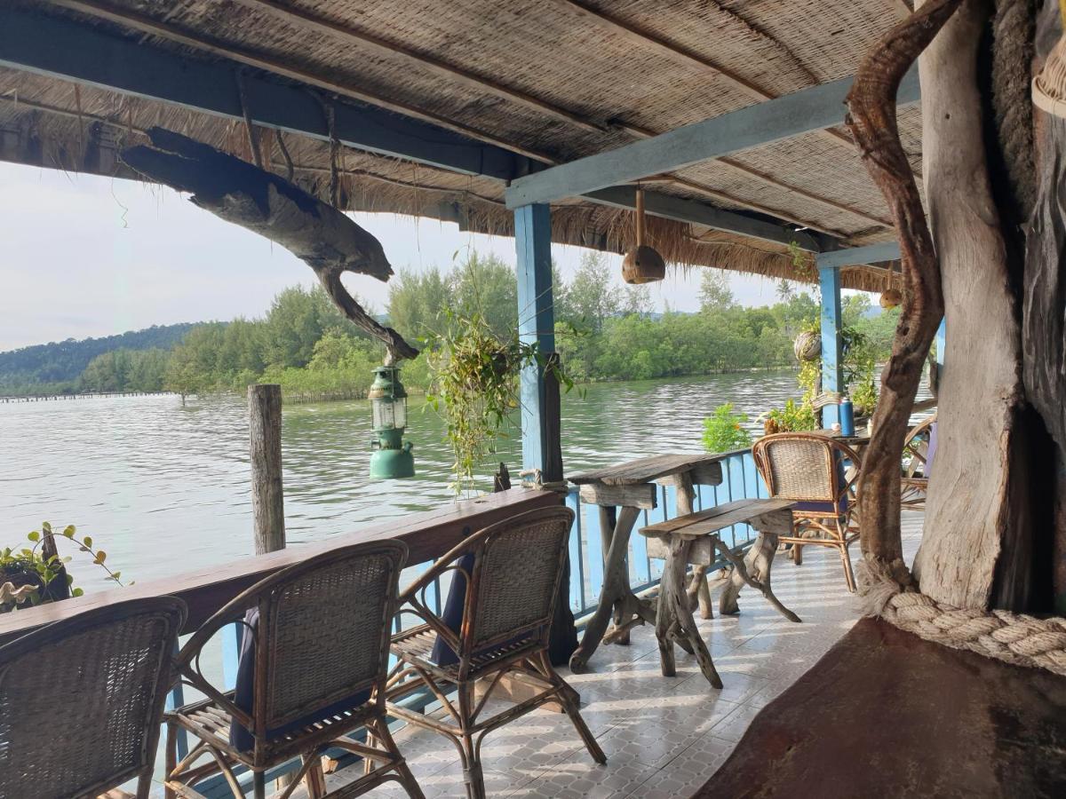 Firefly Guesthouse Prek Svay Village Buitenkant foto