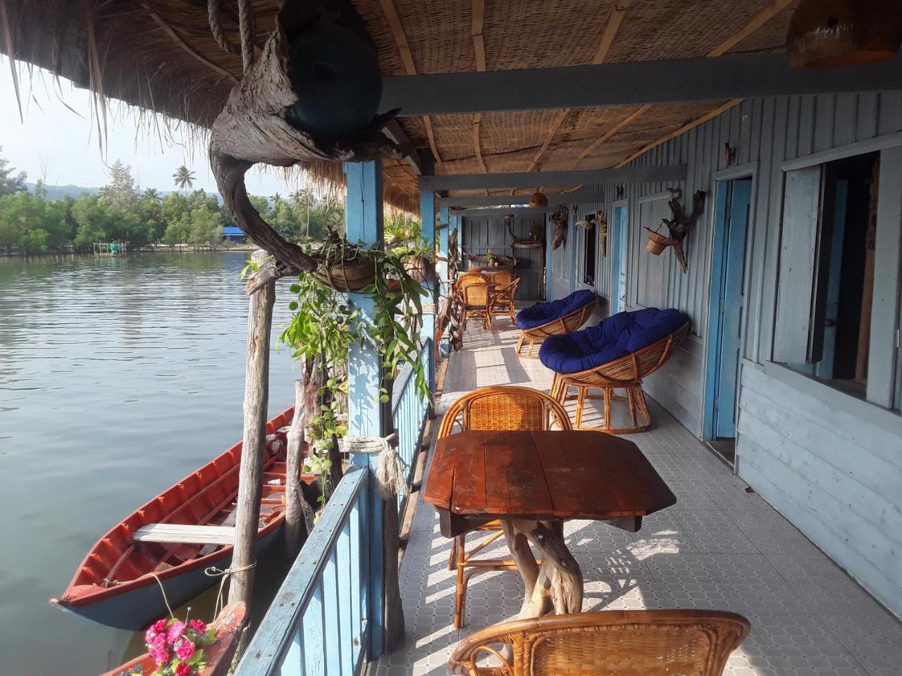 Firefly Guesthouse Prek Svay Village Buitenkant foto
